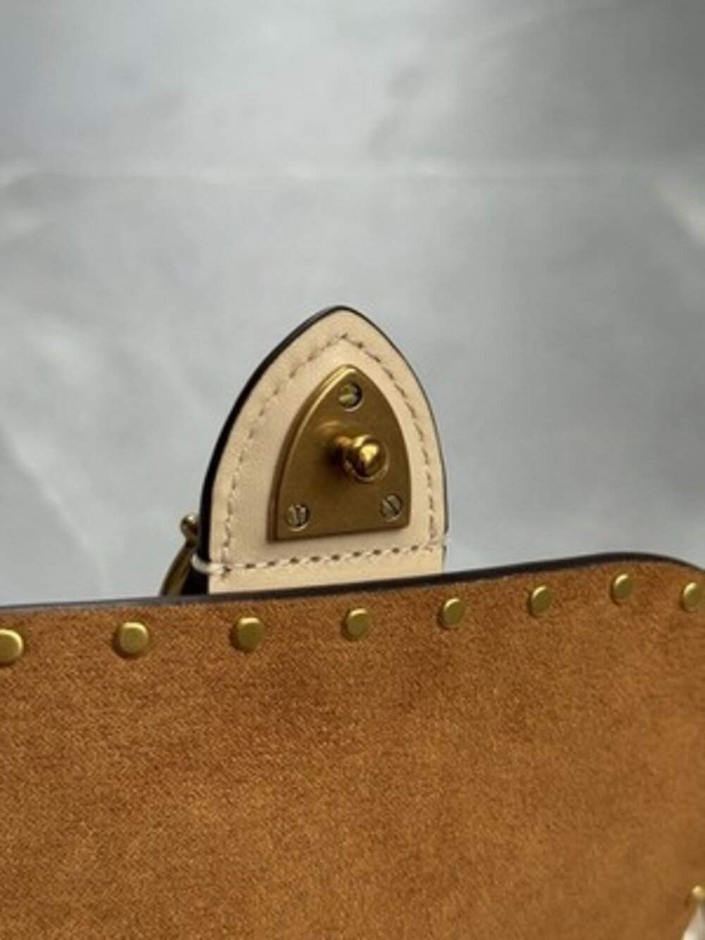 CLEAN! Coach Beat Shoulder Bag 18 Rivets Style 4600 TRIPLE STRAP Chain Leather - Picture 11 of 16